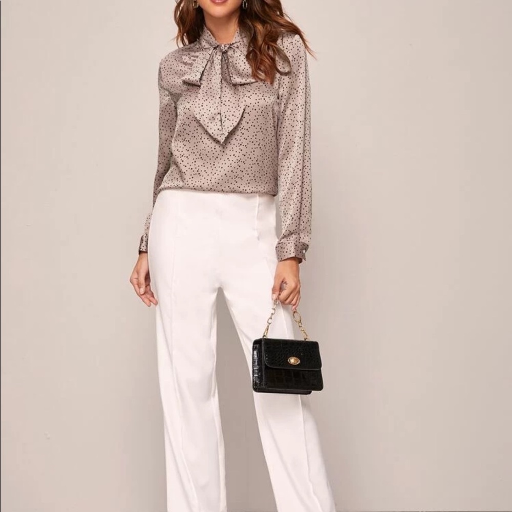 Tie neck polka dot blouse - Picture 3 of 6